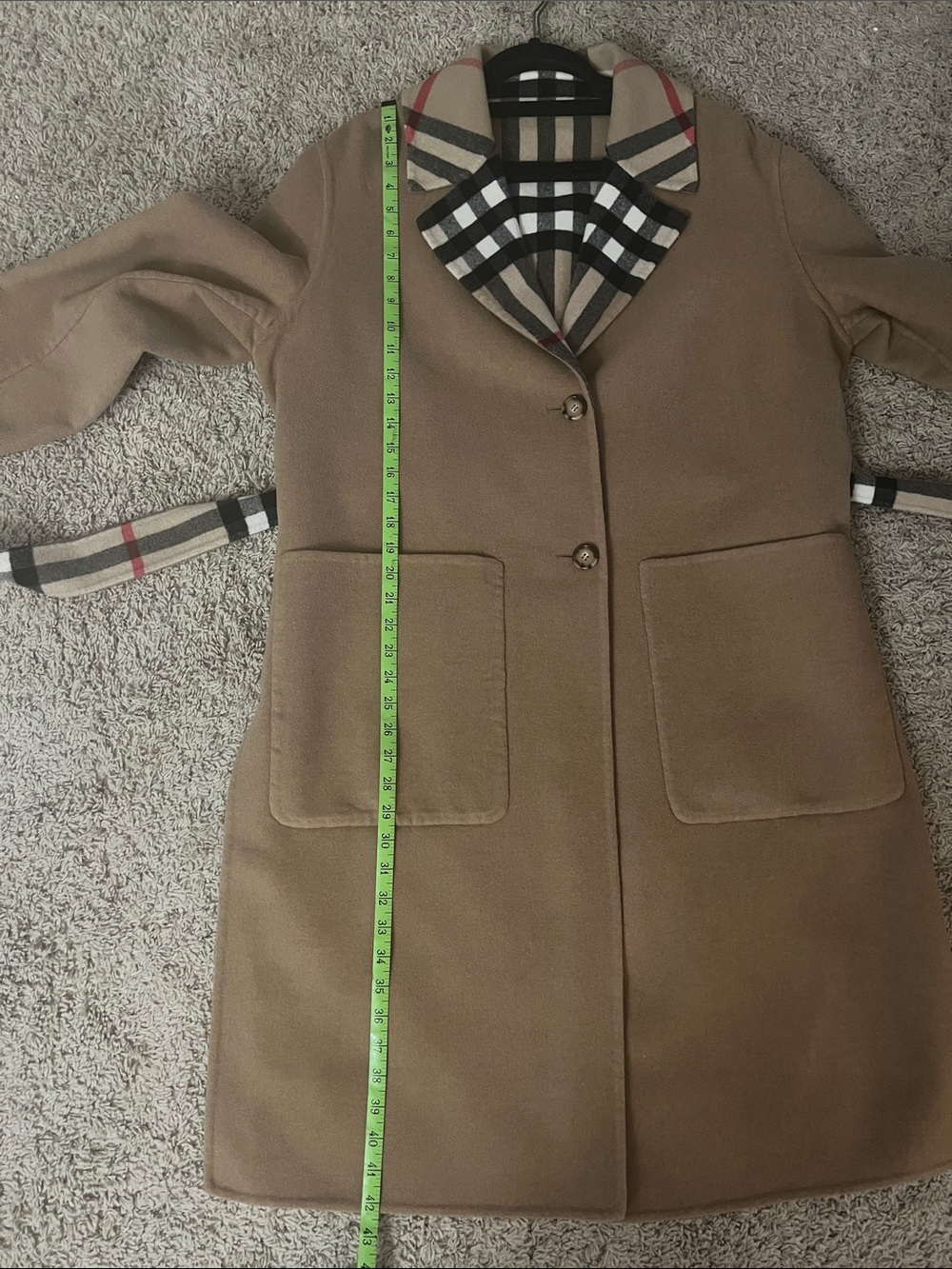 Authentic Burberry Woman’s Reversible Wool Wrap Coat. - Picture 10 of 16